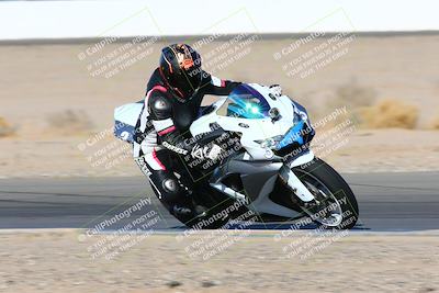 media/Jan-08-2022-SoCal Trackdays (Sat) [[1ec2777125]]/Turn 15 Inside (950am)/